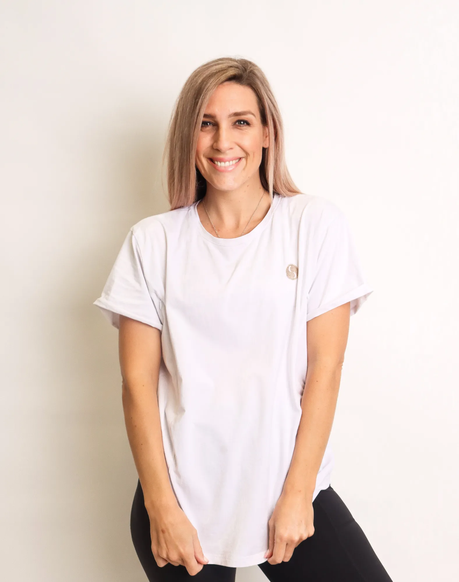 ** CLEARANCE ** Breastfeeding T-Shirt - Charlotte Tee Ivory