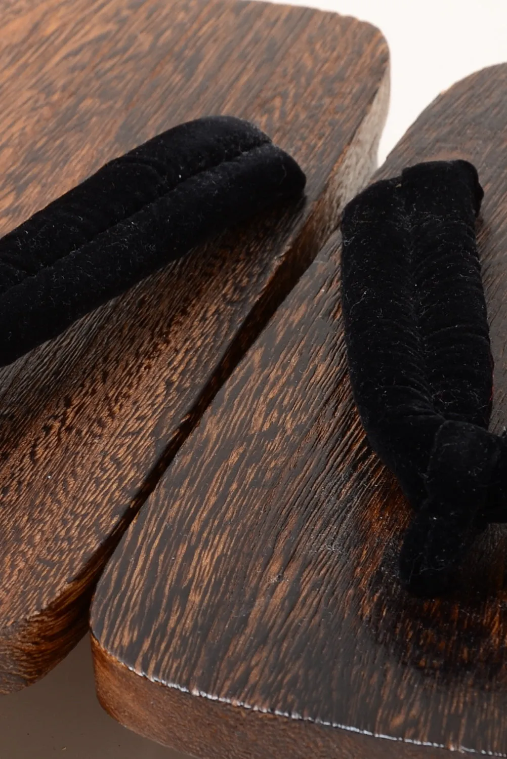 Men Geta : Medium / Nimaiba Brown