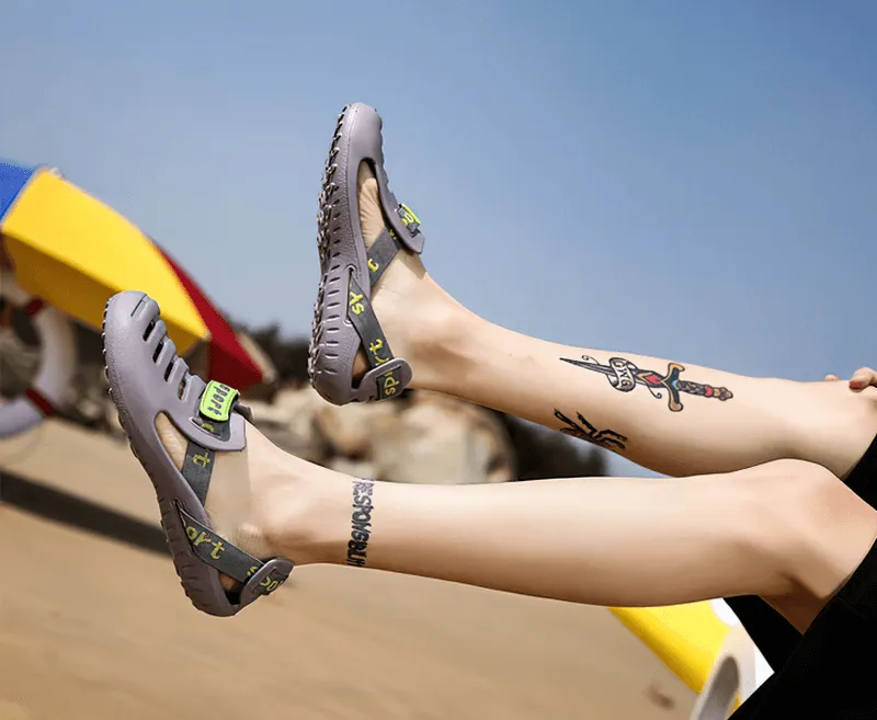 Men's Outdoor Beach Shoes / Lightweight Flexible Male Clogs - SF1071